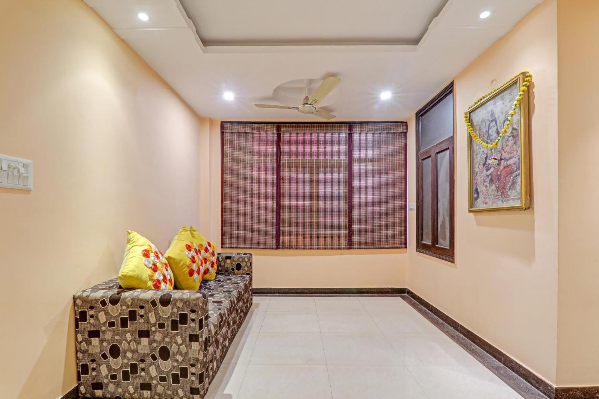 Super Capital O Townhouse Govinda Royal Hotel Kanpur Luaran gambar