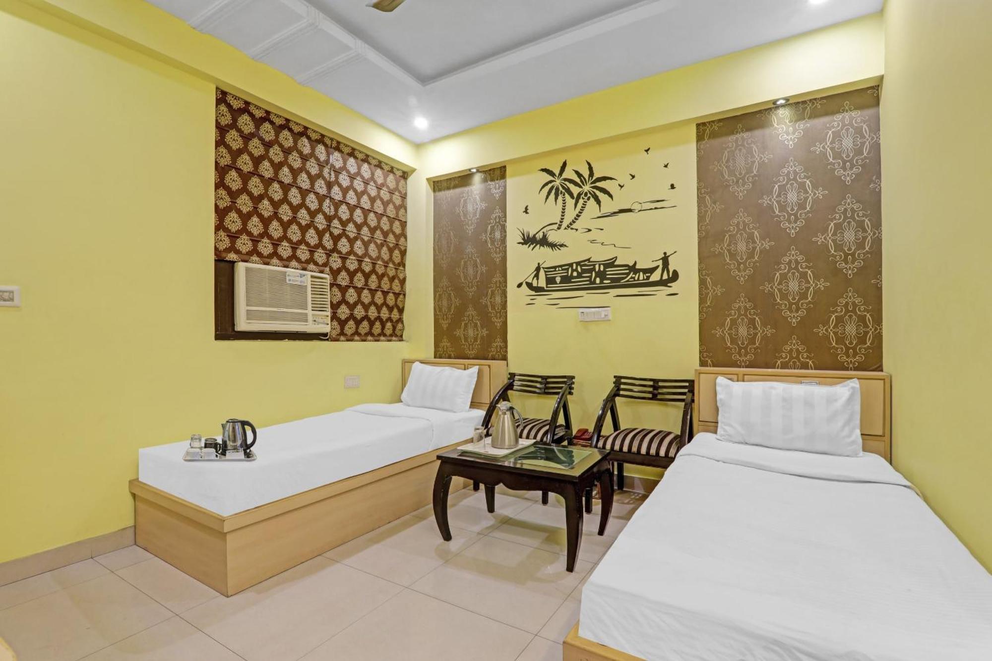 Super Capital O Townhouse Govinda Royal Hotel Kanpur Luaran gambar